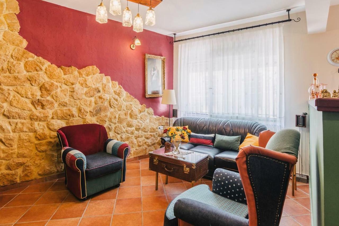 Gallery Home,Downtown, Ioannina. Екстер'єр фото